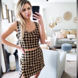 House of Harlow 1960 houndstooth top and skirt set